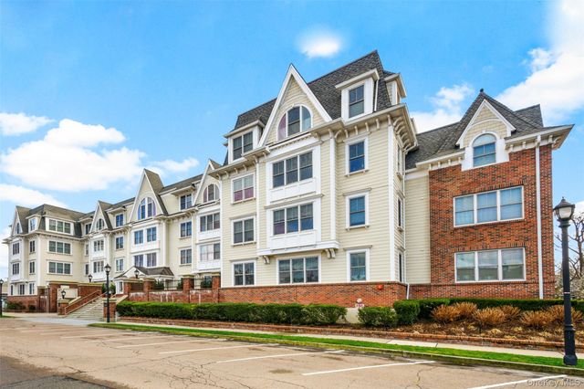 225 Stanley Avenue 303, Mamaroneck, NY 10543