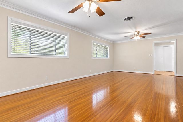 3641 Deal Street, Houston, TX 77025