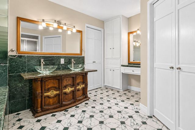 3641 Deal Street, Houston, TX 77025