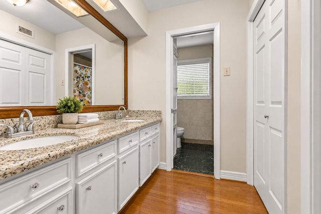 3641 Deal Street, Houston, TX 77025