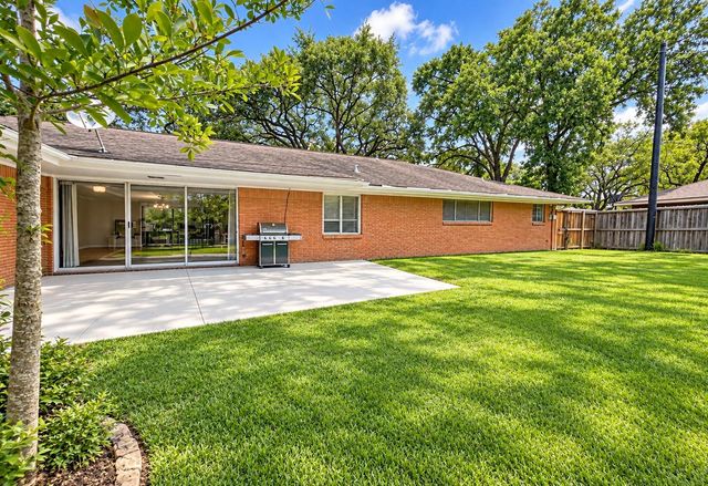3641 Deal Street, Houston, TX 77025
