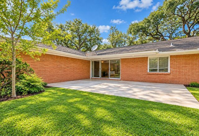 3641 Deal Street, Houston, TX 77025