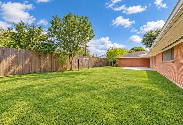 3641 Deal Street, Houston, TX 77025