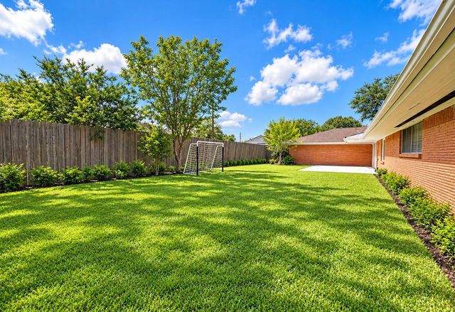 3641 Deal Street, Houston, TX 77025