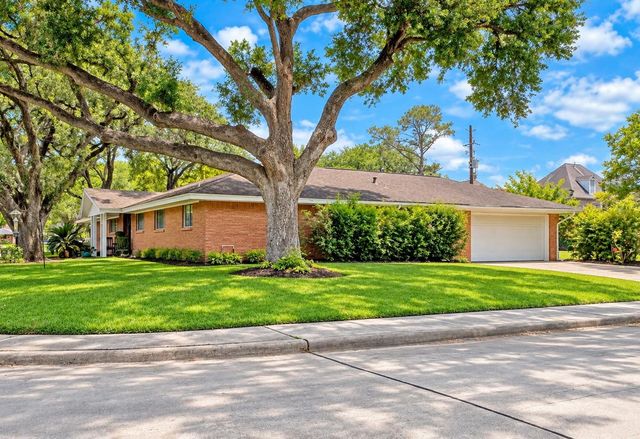 3641 Deal Street, Houston, TX 77025