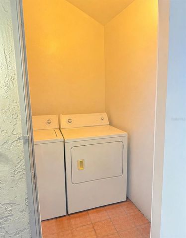 9209 SEMINOLE BOULEVARD 136, Seminole, FL 33772