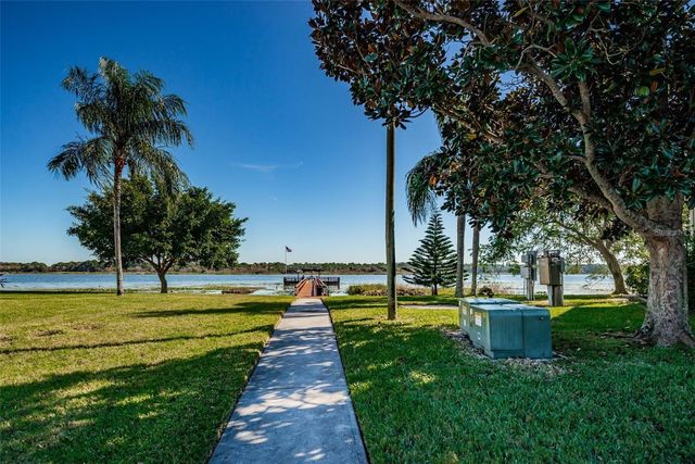9209 SEMINOLE BOULEVARD 136, Seminole, FL 33772
