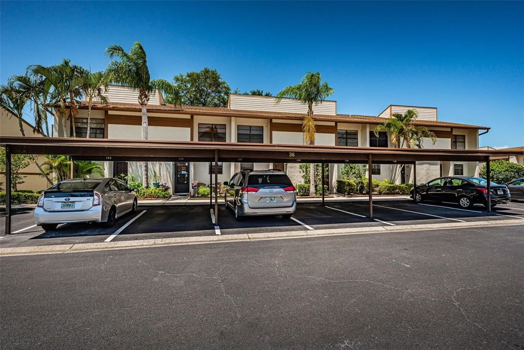 9209 SEMINOLE BOULEVARD 136, Seminole, FL 33772