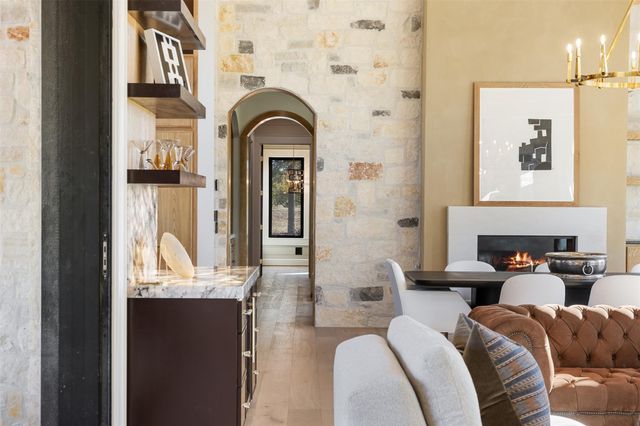 1030 Hackemack Rd, Round Top, TX 78954