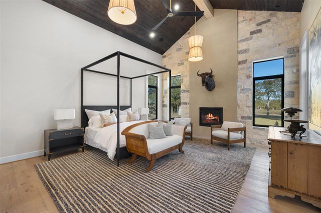 1030 Hackemack Rd, Round Top, TX 78954