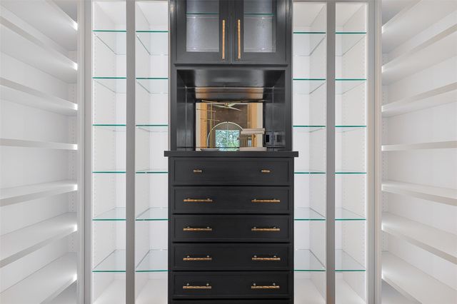 1030 Hackemack Rd, Round Top, TX 78954