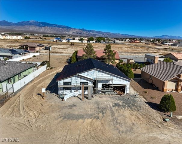 3046 MOUNT CHARLESTON DR, Pahrump, NV 89048