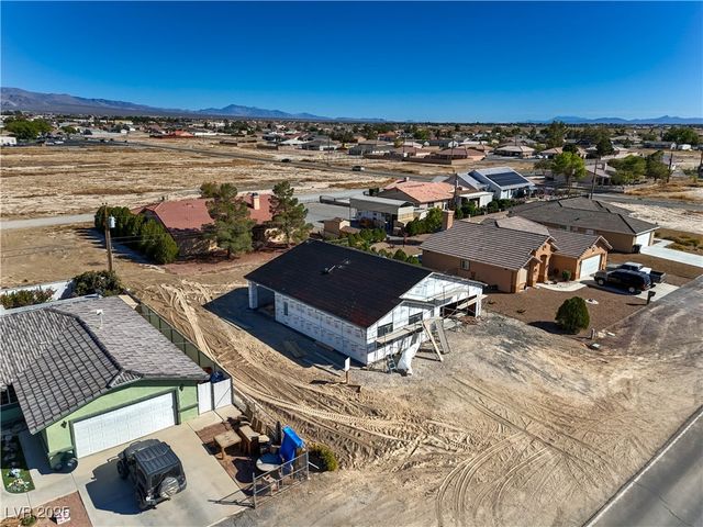 3046 MOUNT CHARLESTON DR, Pahrump, NV 89048