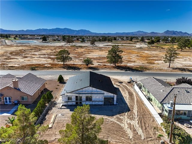 3046 MOUNT CHARLESTON DR, Pahrump, NV 89048