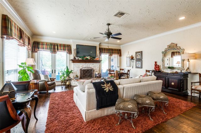 2590 King Arthur Boulevard, Lewisville, TX 75056