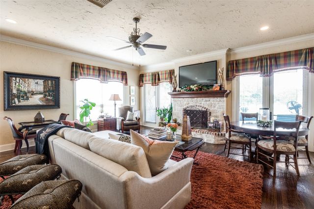 2590 King Arthur Boulevard, Lewisville, TX 75056