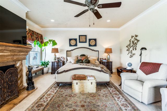 2590 King Arthur Boulevard, Lewisville, TX 75056