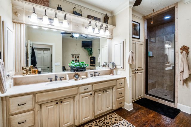 2590 King Arthur Boulevard, Lewisville, TX 75056