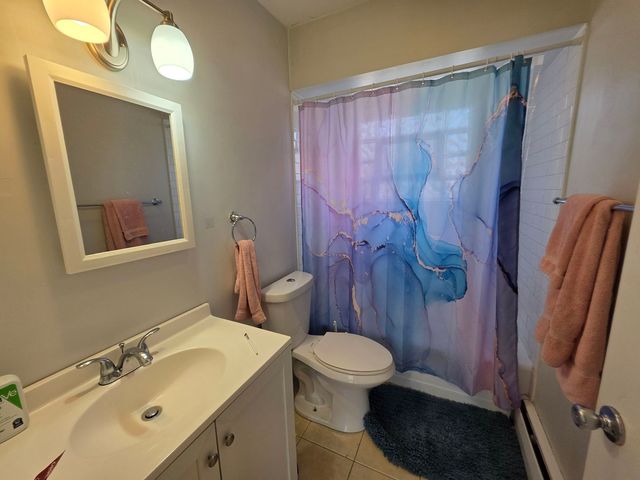 4022 N avers Avenue 2R, Chicago, IL 60618
