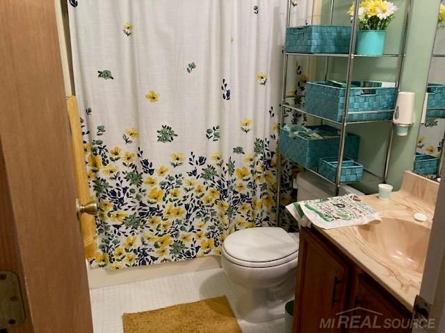 20883 Flora Street, Roseville, MI 48066