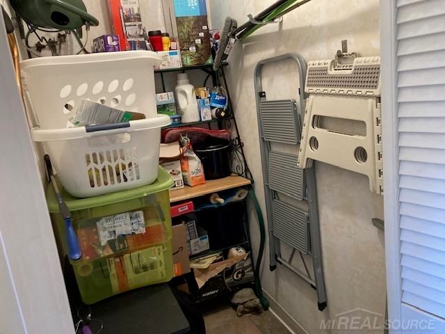 20883 Flora Street, Roseville, MI 48066