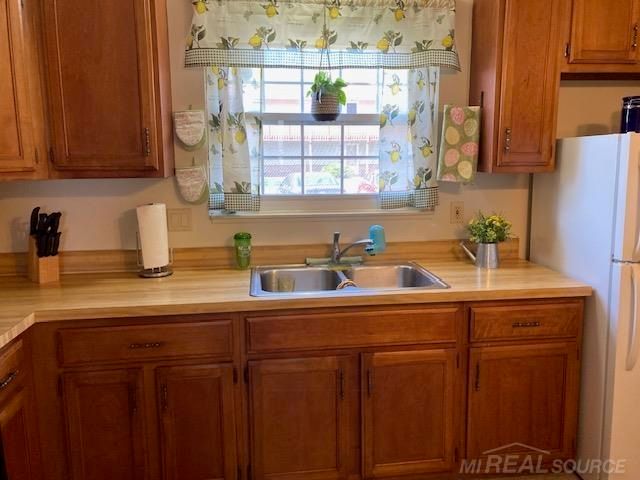 20883 Flora Street, Roseville, MI 48066