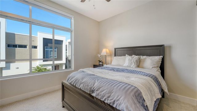 211 COSMOPOLITAN COURT 211, Sarasota, FL 34236