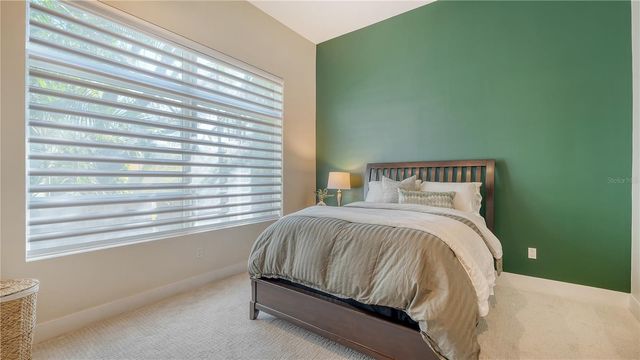 211 COSMOPOLITAN COURT 211, Sarasota, FL 34236