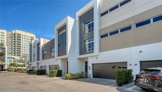 211 COSMOPOLITAN COURT 211, Sarasota, FL 34236