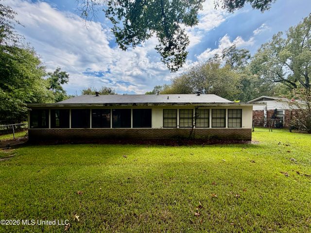 1931 Loyd Circle, Pearl, MS 39208