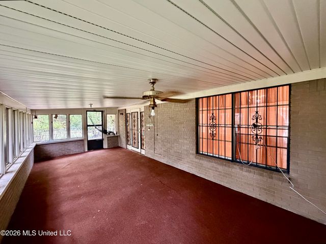 1931 Loyd Circle, Pearl, MS 39208