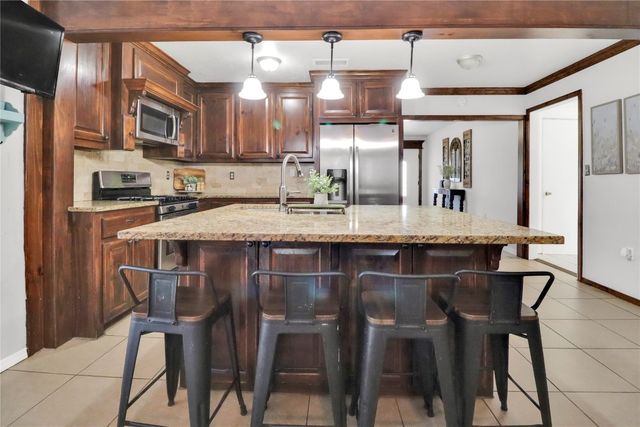 7007 NW 61st Street, Bethany, OK 73008
