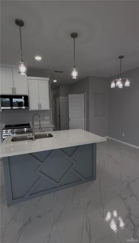 11013 N 27th Street 2, Mcallen, TX 78504
