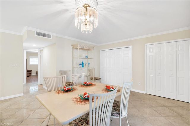 2100 Gulf Shore BLVD N # 206, Naples, FL 34102