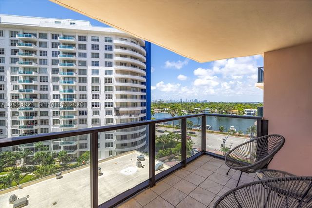 5225 Collins Ave 1114, Miami Beach, FL 33140
