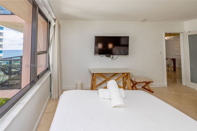 5225 Collins Ave 1114, Miami Beach, FL 33140