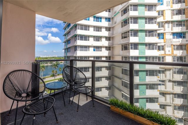 5225 Collins Ave 1114, Miami Beach, FL 33140