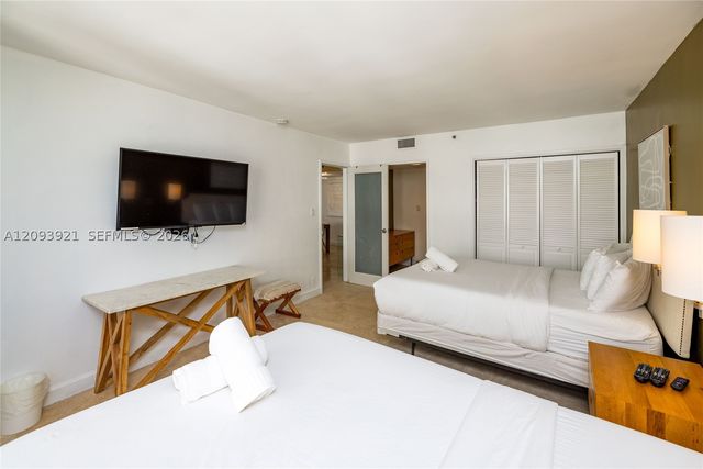 5225 Collins Ave 1114, Miami Beach, FL 33140