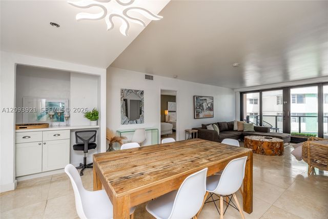 5225 Collins Ave 1114, Miami Beach, FL 33140