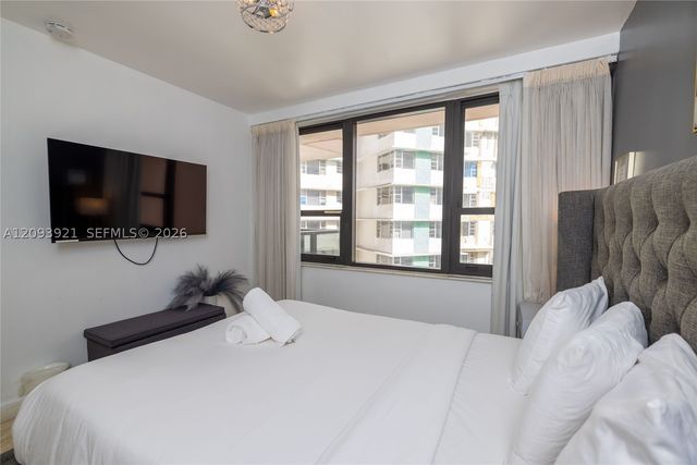 5225 Collins Ave 1114, Miami Beach, FL 33140