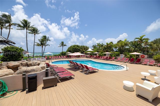 5225 Collins Ave 1114, Miami Beach, FL 33140