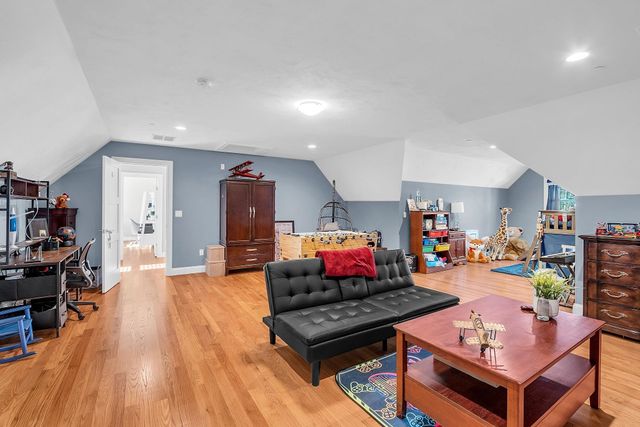 59 Kibrel Court, Sandown, NH 03873