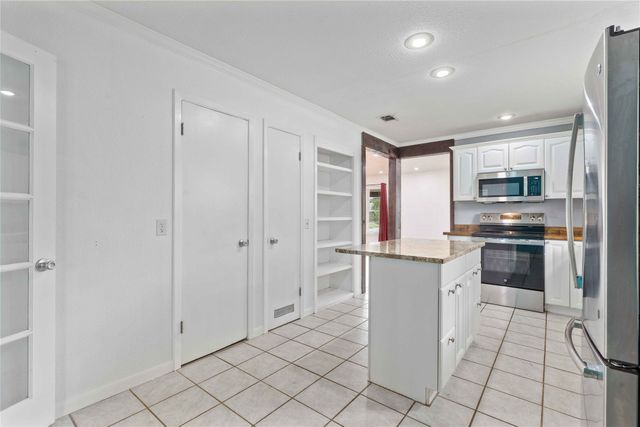 2100 Belmeade Avenue, Brownwood, TX 76801