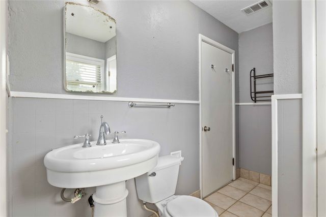 2100 Belmeade Avenue, Brownwood, TX 76801