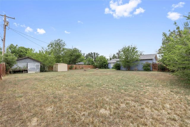 2100 Belmeade Avenue, Brownwood, TX 76801