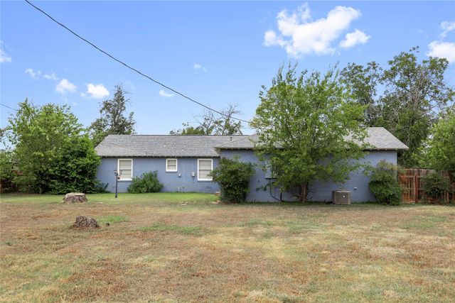 2100 Belmeade Avenue, Brownwood, TX 76801