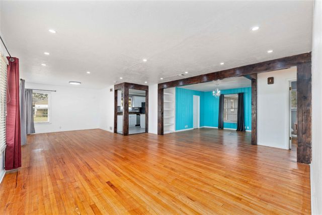 2100 Belmeade Avenue, Brownwood, TX 76801