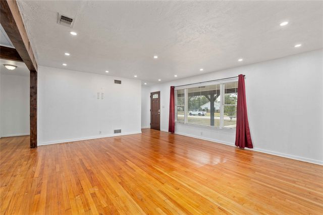 2100 Belmeade Avenue, Brownwood, TX 76801