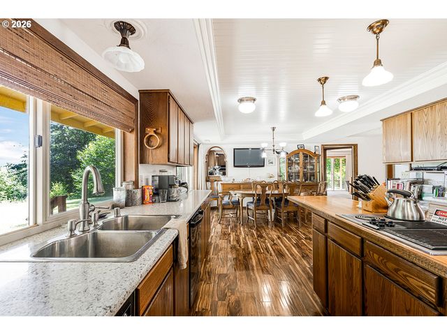 36753 Ne 212TH Ave, Yacolt, WA 98675