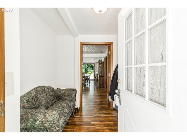 36753 Ne 212TH Ave, Yacolt, WA 98675